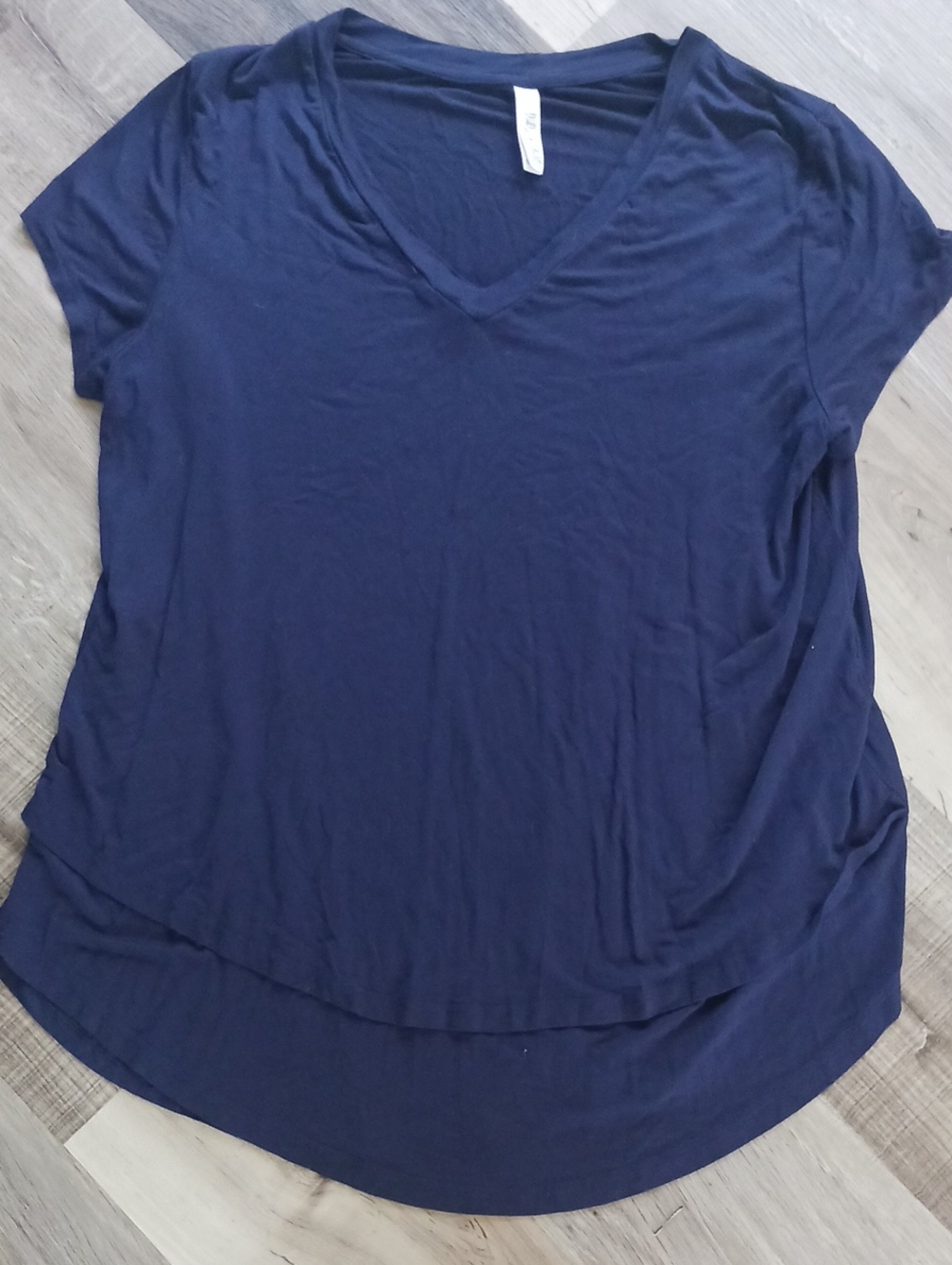 Latched Mama Navy V-Neck Short Sleeve Nursing Tee